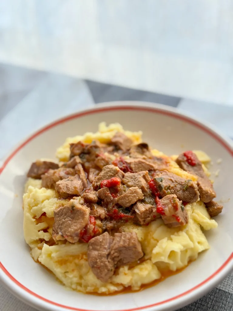 Tocanita de porc