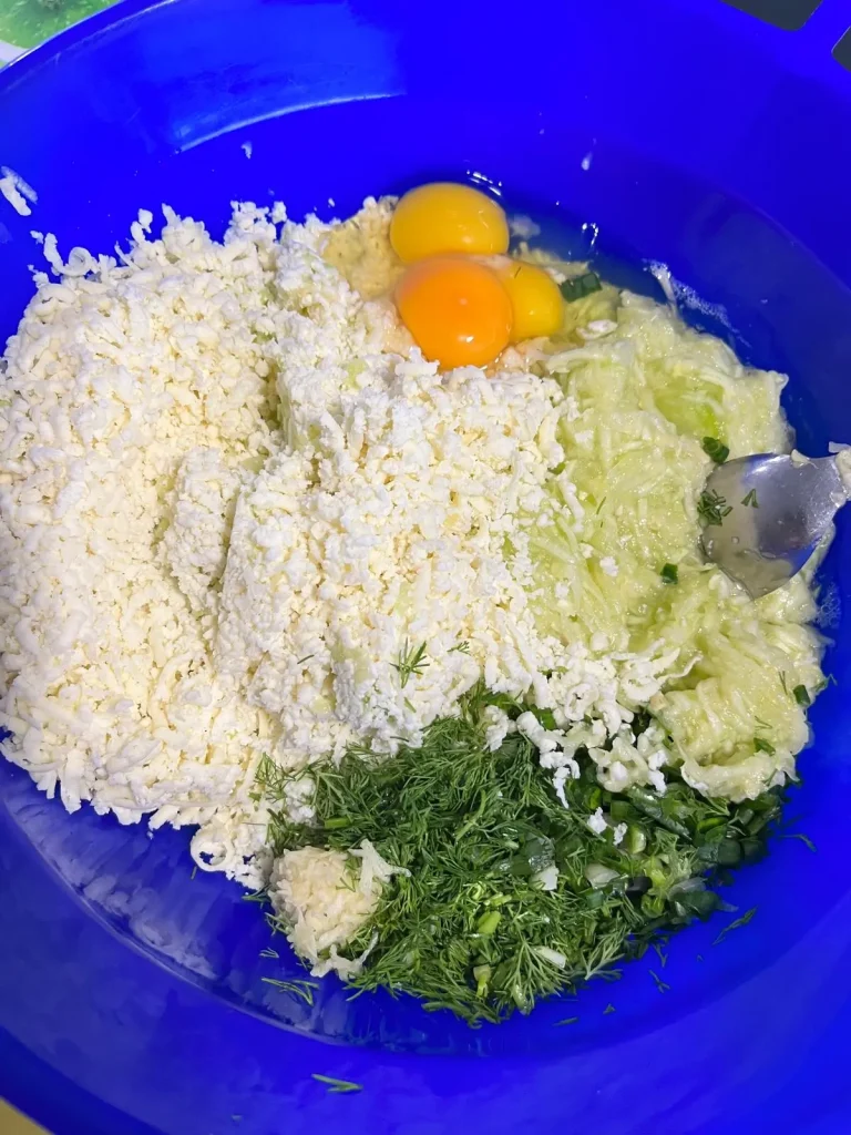 Compozitie chiftele de dovlecei