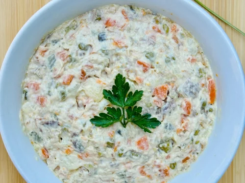 Salata de boeuf cu pui
