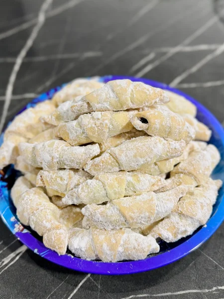 Cornulete cu untura si smantana